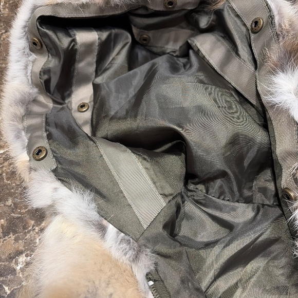 Fur vest - Picture 6 of 7